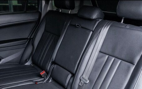 Volkswagen Tiguan II, 2020 год, 2 500 000 рублей, 24 фотография