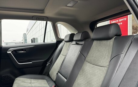 Toyota RAV4, 2025 год, 4 600 000 рублей, 16 фотография