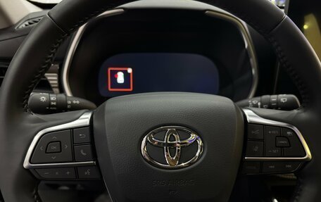 Toyota Highlander, 2025 год, 6 400 000 рублей, 10 фотография