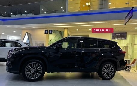 Toyota Highlander, 2025 год, 6 400 000 рублей, 4 фотография