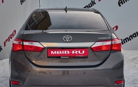 Toyota Corolla, 2018 год, 1 860 000 рублей, 5 фотография