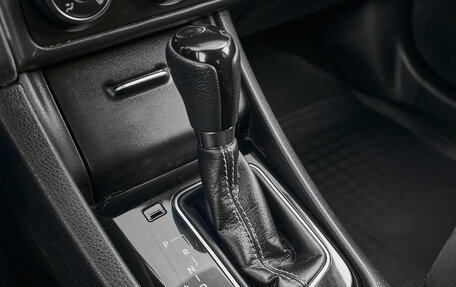 Toyota Corolla, 2018 год, 1 860 000 рублей, 16 фотография