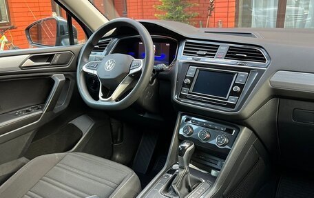 Volkswagen Tiguan II, 2021 год, 3 100 000 рублей, 4 фотография