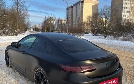 Mercedes-Benz E-Класс, 2017 год, 3 100 000 рублей, 2 фотография