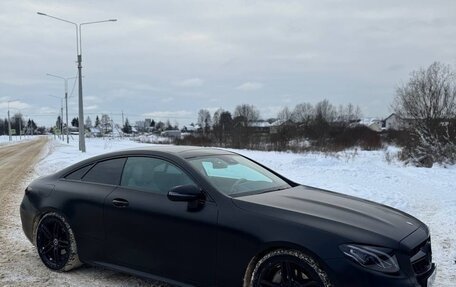 Mercedes-Benz E-Класс, 2017 год, 3 100 000 рублей, 10 фотография
