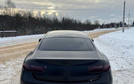 Mercedes-Benz E-Класс, 2017 год, 3 100 000 рублей, 4 фотография