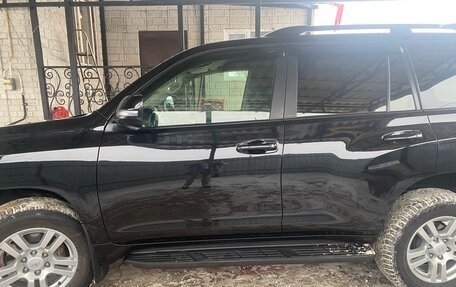 Toyota Land Cruiser Prado 150 рестайлинг 2, 2012 год, 2 250 000 рублей, 4 фотография