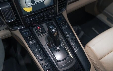 Porsche Panamera II рестайлинг, 2015 год, 2 600 000 рублей, 17 фотография