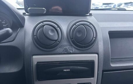 Renault Logan I, 2006 год, 317 000 рублей, 10 фотография