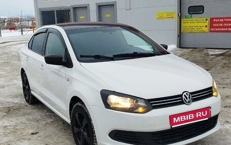 Volkswagen Polo VI (EU Market), 2013 год, 589 000 рублей, 1 фотография