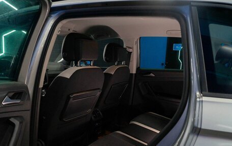 Volkswagen Tiguan II, 2020 год, 2 600 000 рублей, 14 фотография