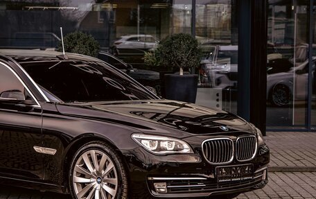 BMW 7 серия, 2013 год, 2 495 000 рублей, 9 фотография