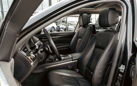 BMW 7 серия, 2013 год, 2 495 000 рублей, 11 фотография