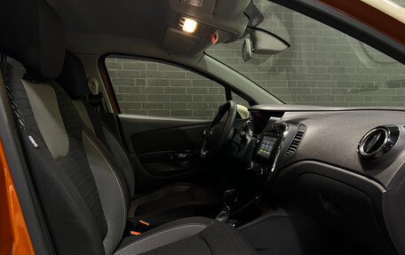 Renault Kaptur I рестайлинг, 2017 год, 1 360 000 рублей, 10 фотография