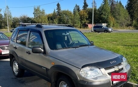 Chevrolet Niva I рестайлинг, 2010 год, 290 000 рублей, 5 фотография