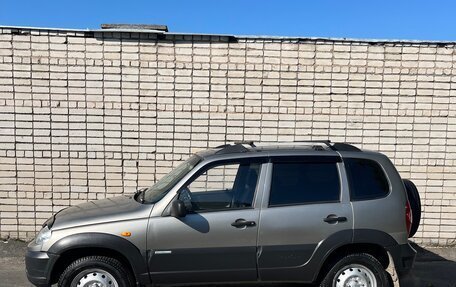 Chevrolet Niva I рестайлинг, 2010 год, 290 000 рублей, 12 фотография