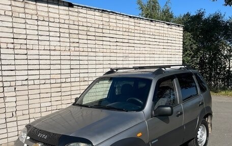 Chevrolet Niva I рестайлинг, 2010 год, 290 000 рублей, 13 фотография