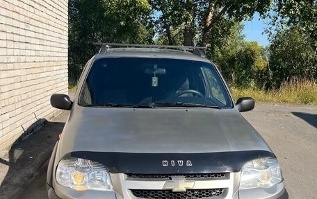 Chevrolet Niva I рестайлинг, 2010 год, 290 000 рублей, 14 фотография