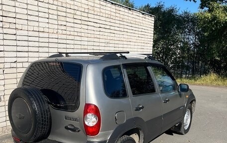 Chevrolet Niva I рестайлинг, 2010 год, 290 000 рублей, 19 фотография