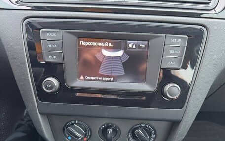 Skoda Rapid I, 2015 год, 730 000 рублей, 13 фотография