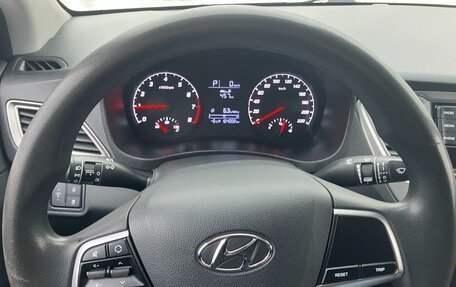 Hyundai Solaris II рестайлинг, 2020 год, 1 300 000 рублей, 4 фотография