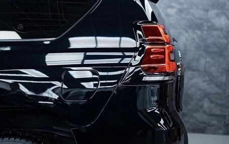 Toyota Land Cruiser Prado 150 рестайлинг 2, 2018 год, 5 200 000 рублей, 4 фотография