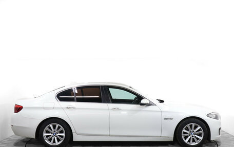 BMW 5 серия, 2016 год, 2 390 000 рублей, 4 фотография