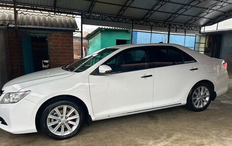 Toyota Camry, 2014 год, 1 815 000 рублей, 10 фотография