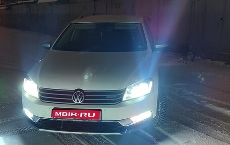 Volkswagen Passat B7, 2013 год, 1 360 000 рублей, 1 фотография
