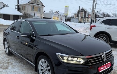 Volkswagen Passat B8 рестайлинг, 2017 год, 2 050 000 рублей, 1 фотография