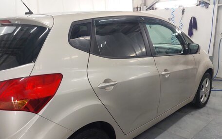 KIA Venga I, 2011 год, 970 000 рублей, 3 фотография