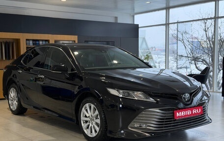 Toyota Camry, 2019 год, 2 990 000 рублей, 1 фотография