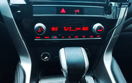 Mitsubishi Montero Sport, 2022 год, 4 700 000 рублей, 17 фотография