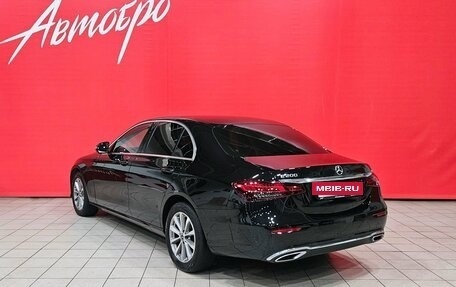 Mercedes-Benz E-Класс, 2021 год, 2 620 000 рублей, 3 фотография