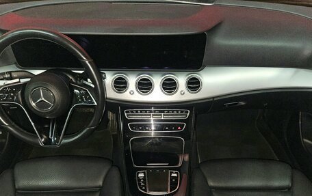Mercedes-Benz E-Класс, 2021 год, 2 620 000 рублей, 9 фотография