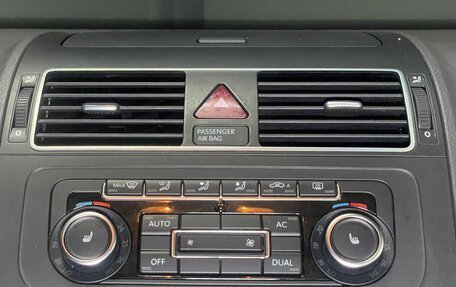 Volkswagen Touran III, 2011 год, 899 000 рублей, 16 фотография