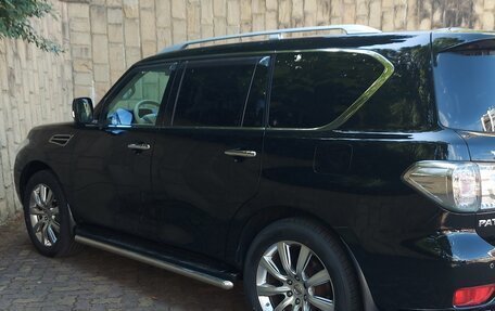 Nissan Patrol, 2012 год, 2 700 000 рублей, 2 фотография