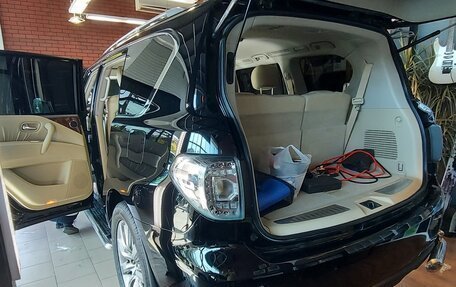 Nissan Patrol, 2012 год, 2 700 000 рублей, 7 фотография