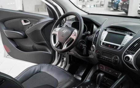 Hyundai ix35 I рестайлинг, 2013 год, 1 275 000 рублей, 14 фотография