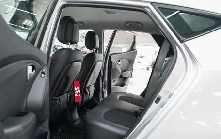 Hyundai ix35 I рестайлинг, 2013 год, 1 275 000 рублей, 13 фотография