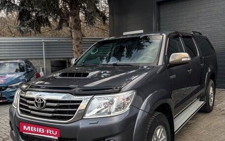 Toyota Hilux VII, 2014 год, 2 208 000 рублей, 2 фотография