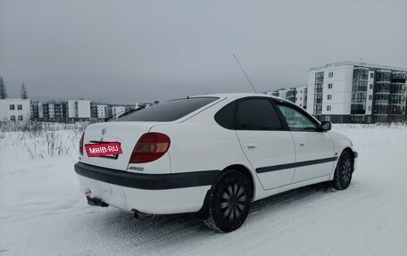Toyota Avensis III рестайлинг, 2001 год, 289 000 рублей, 5 фотография