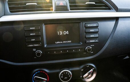 KIA Rio IV, 2018 год, 1 349 000 рублей, 15 фотография