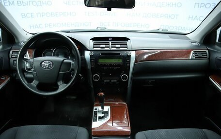 Toyota Camry, 2013 год, 1 490 000 рублей, 14 фотография