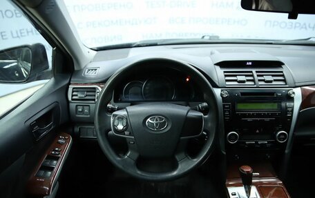 Toyota Camry, 2013 год, 1 490 000 рублей, 11 фотография