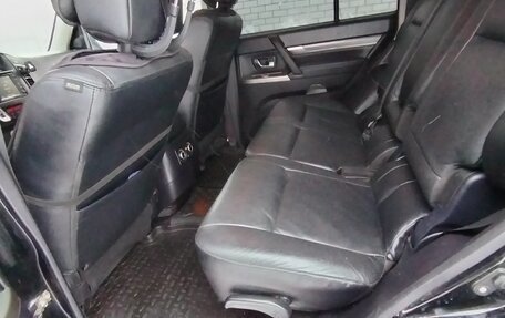 Mitsubishi Pajero IV, 2011 год, 1 950 000 рублей, 9 фотография