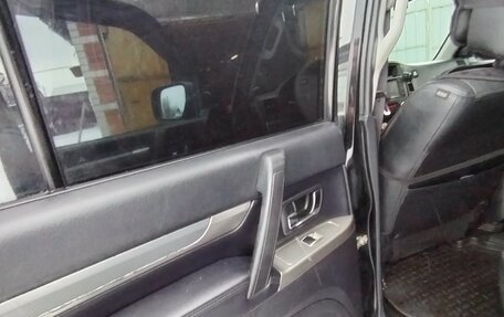 Mitsubishi Pajero IV, 2011 год, 1 950 000 рублей, 10 фотография