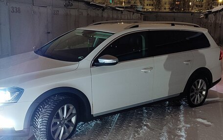 Volkswagen Passat B7, 2013 год, 1 360 000 рублей, 2 фотография