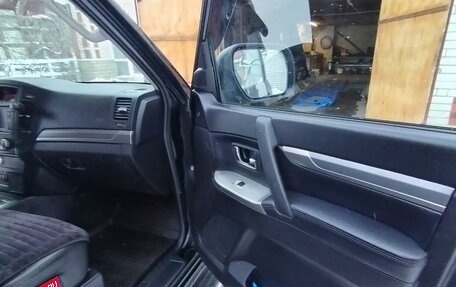 Mitsubishi Pajero IV, 2011 год, 1 950 000 рублей, 15 фотография