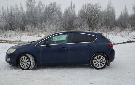 Opel Astra J, 2011 год, 550 000 рублей, 6 фотография